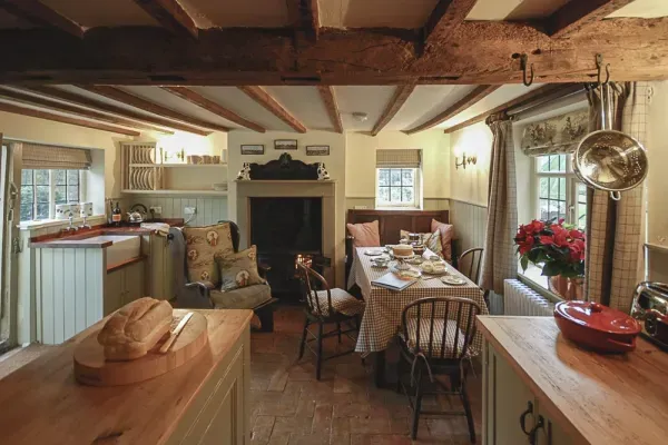 Well equipped suffolk country kitchen