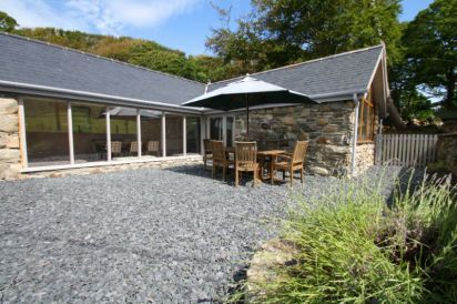The Cow Shed with Shared Pool Access
