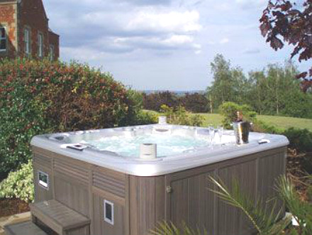 Cottage with Hot Tub England