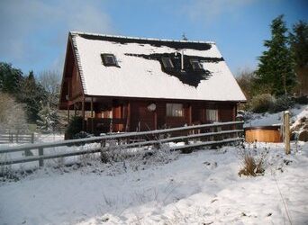 Log cabin self catering break