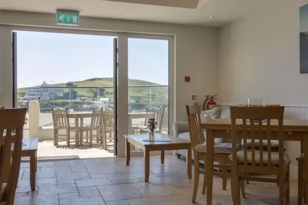 19 Burgh Island Causeway 16