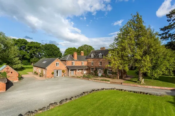 Large Country House in the Wye Valley 1