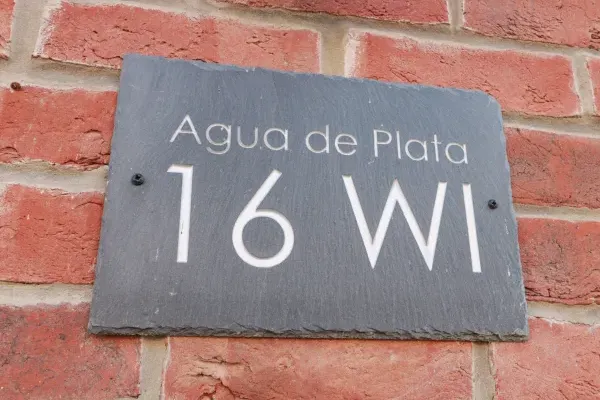 Agua de Plata, 16 Wakeling Island, Silverlake 27