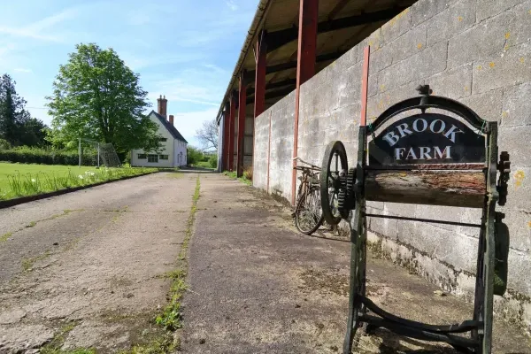 Brook Farm 32