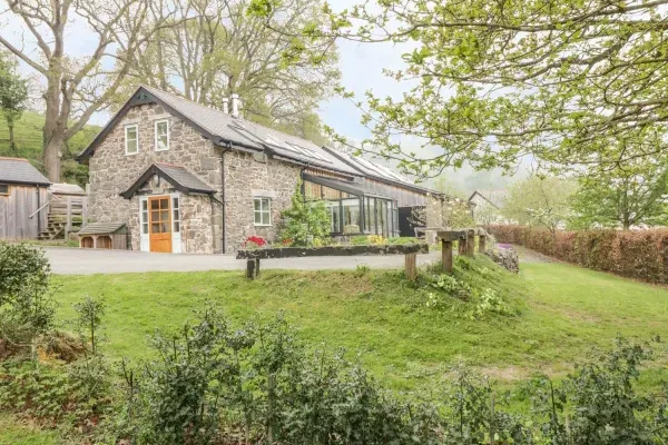 Cilfach Family Cottage, Llanfyllin, Mid Wales  35
