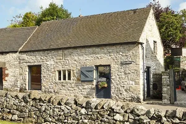 Dragon Hill Barn Family Cottage, Brassington, Peak District  1