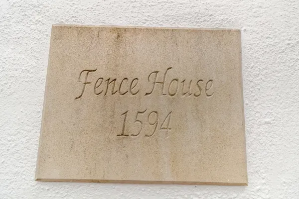 Fence House 4