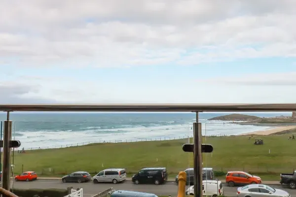 Fistral Retreat 28