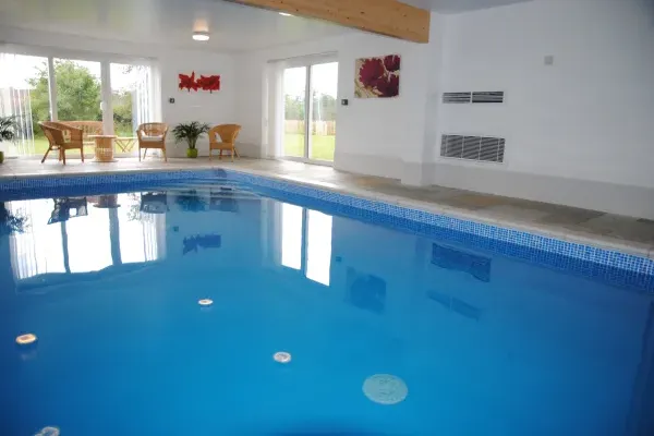 Large heated pool with slate flooring - exclusively yours