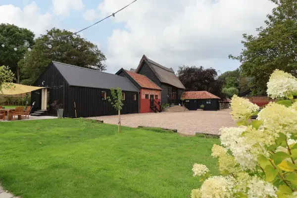 Halcyon Barn, Wissett 1