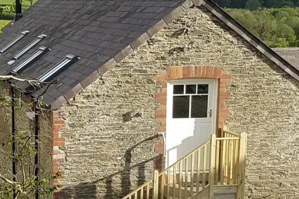 Hayloft Couple's Barn 1