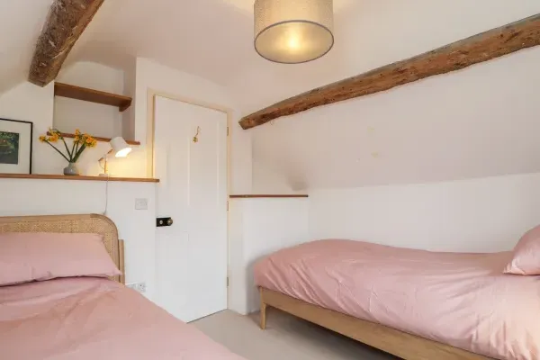 High Cogges Farm Holiday Cottages 40