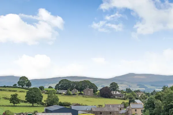 Ingleborough View 25