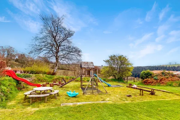 Kiri Cottage, Hawkridge 6