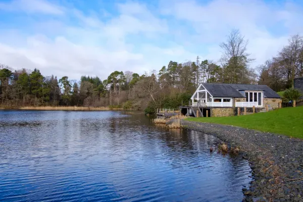 Lilymere Boat House 1