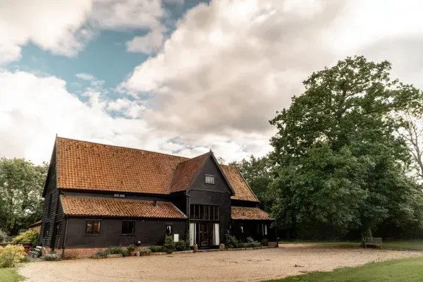 Manor Farm Barn 1