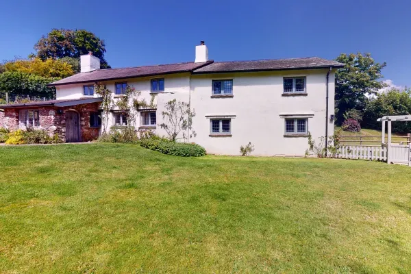 Luxurious Brendon Hills Farmhouse, Luxury Cottage in Clatworthy ...