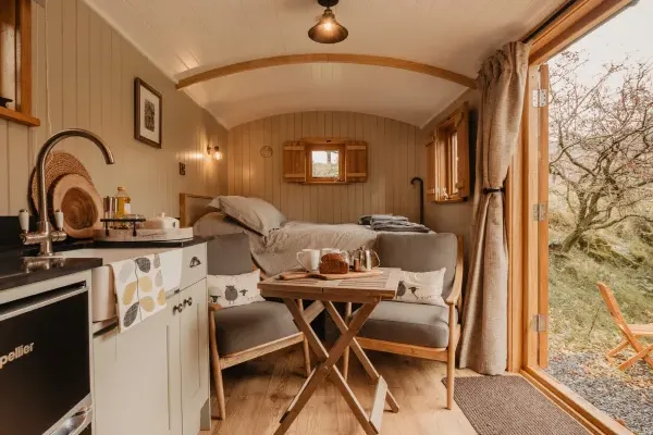 Moelfre - Shepherds Hut 1