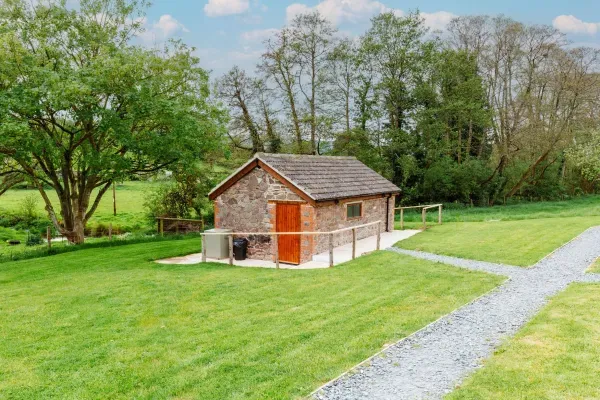 Orchard Yurt, Allerford 10