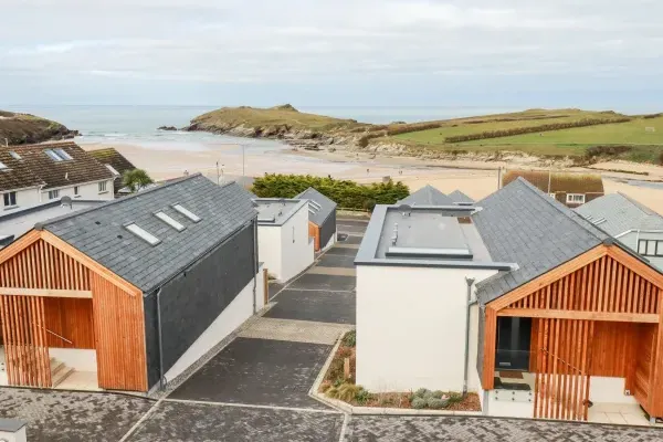 Porth Beach Villa 28