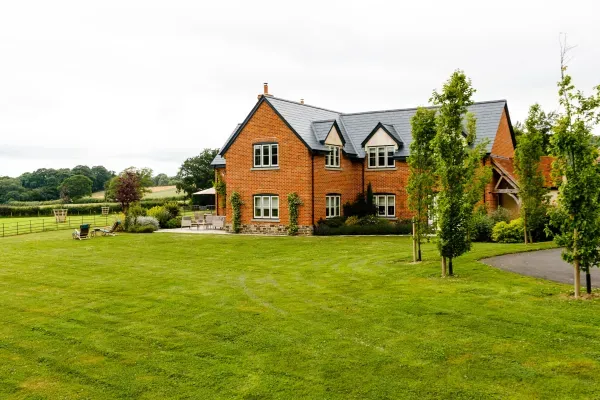 Large Herefordshire Holiday House 20