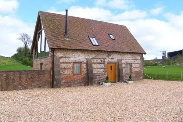 Shepherd's Hut Rural Retreat 1