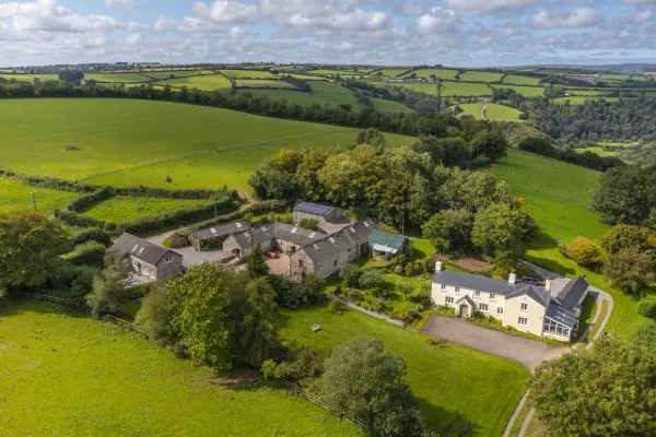 Sleeps 4 Farmstay near Dulverton 33