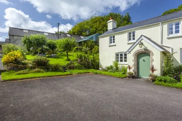 Sleeps 4 Farmstay near Dulverton 25