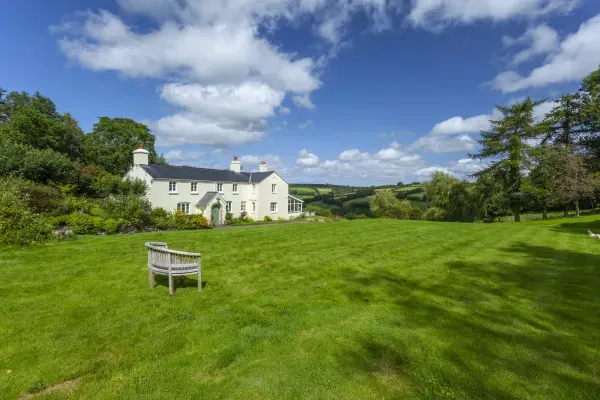 Sleeps 4 Farmstay near Dulverton 22