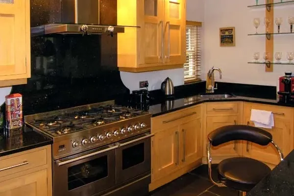 Telford House Pet-Friendly Cottage, Anglesey, North Wales  8