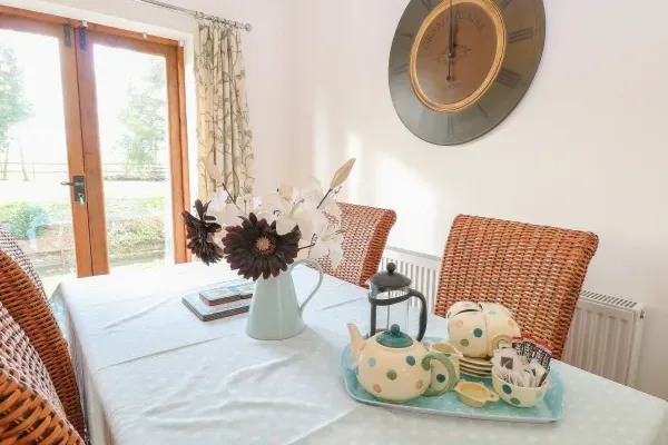 The Haybarn Pet-Friendly Holiday Cottage, East Anglia  7