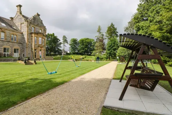 The Kennedy House Stone Cross Mansion 49