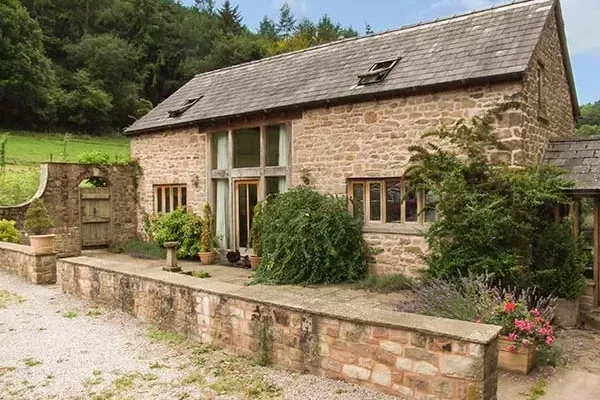 The Lodge Farm Barn Family Cottage, Deepdean, Heart Of England  1