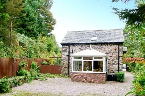 The Old Barn Pet-Friendly Holiday Cottage, North Wales  1