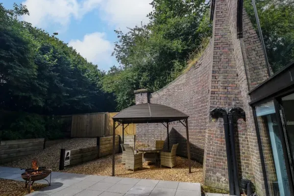 The Tunnel at Bridge Lake Farm and Fishery 17