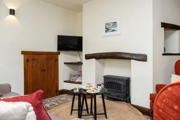 Watermouth Castle, South Court Apartment 5