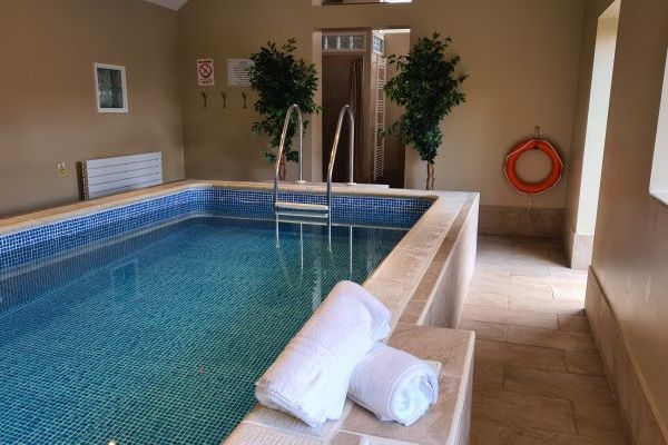 Williams Hayloft - 5 Star with Swimming Pool & Toddler Area 11