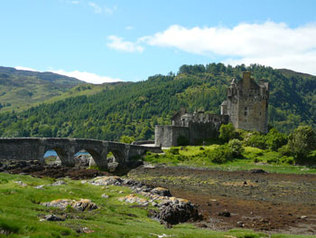 Glens, lochs and castles await you in the Scottish Highlands